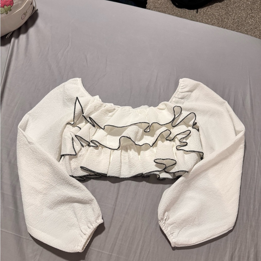 Elegant White Ruffle Set - Picture 4 of 6